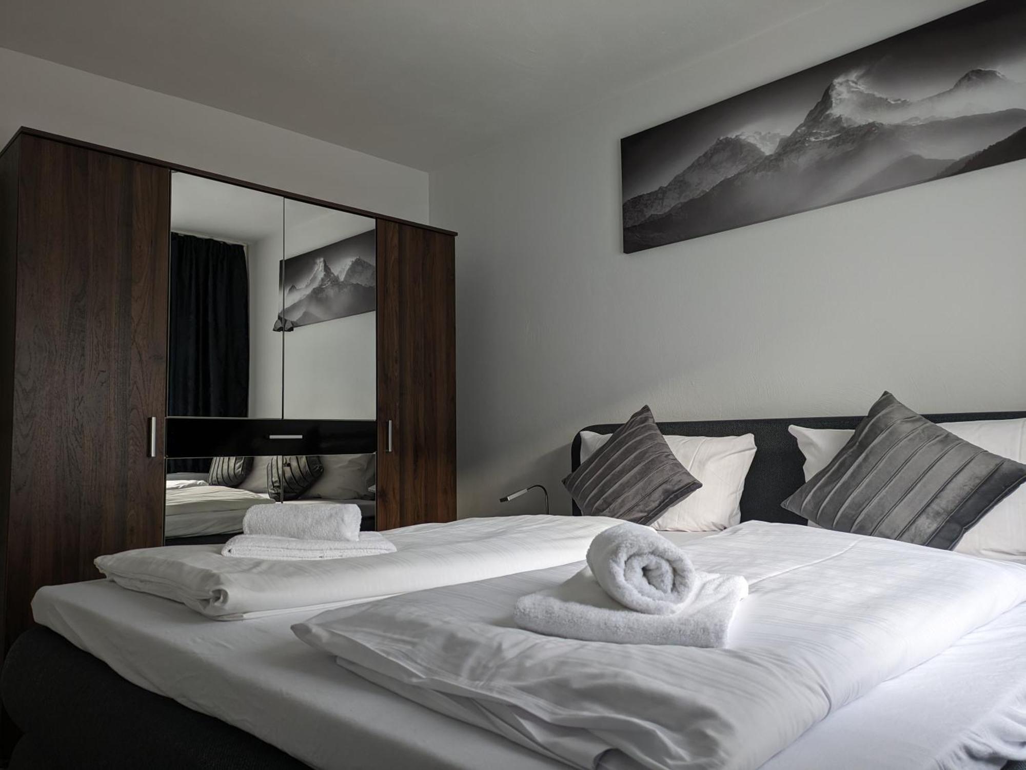 Hotel Ari Кайзерслаутерн Экстерьер фото