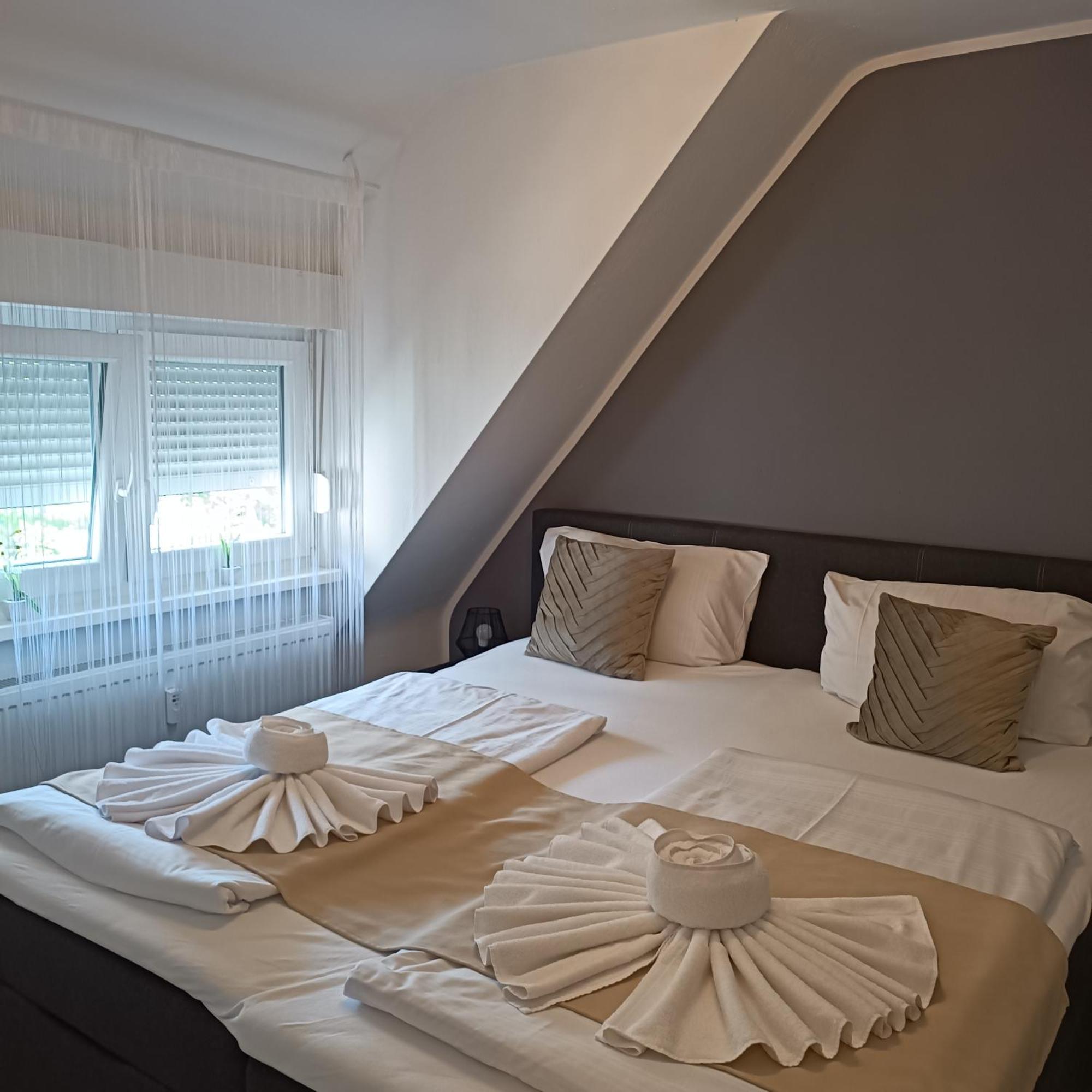 Hotel Ari Кайзерслаутерн Экстерьер фото