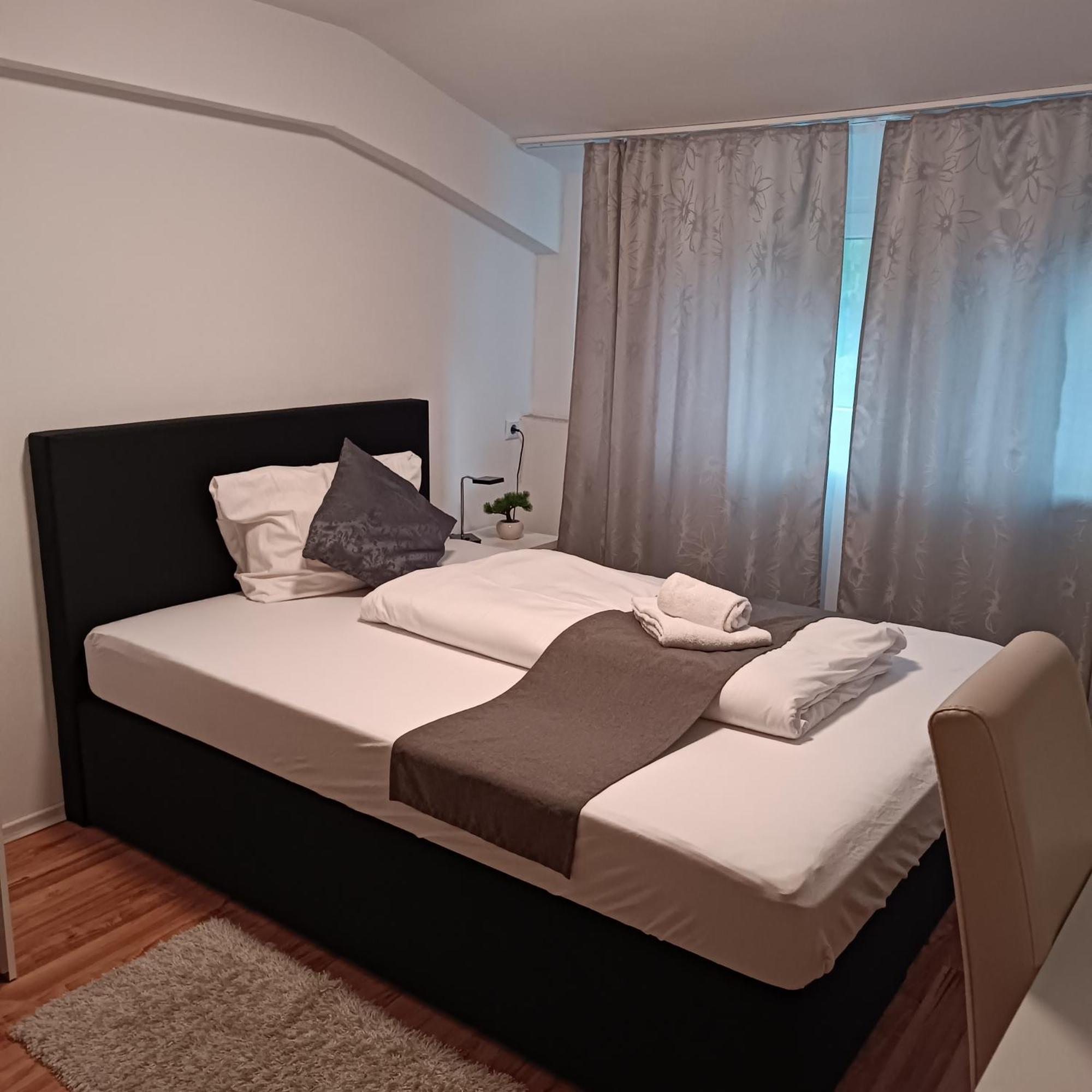 Hotel Ari Кайзерслаутерн Экстерьер фото