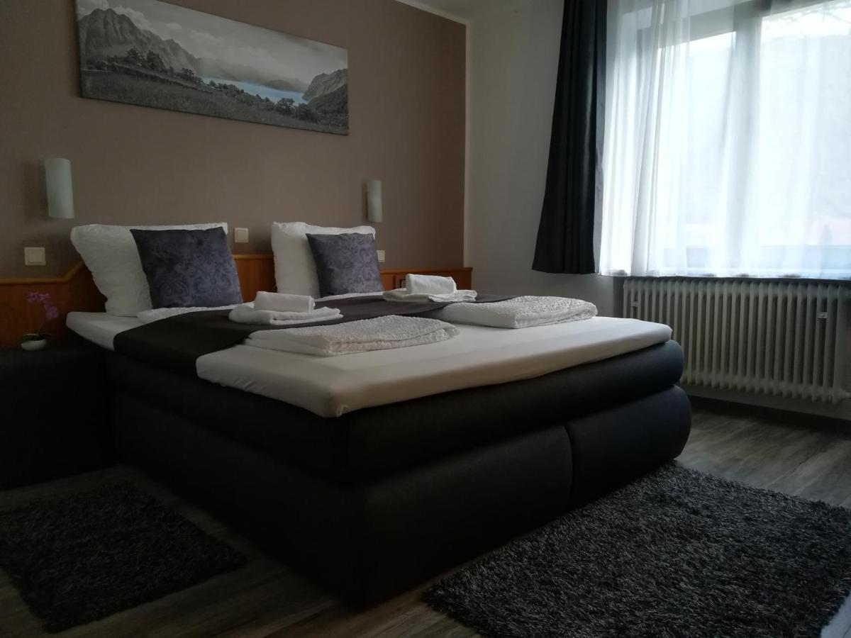 Hotel Ari Кайзерслаутерн Экстерьер фото